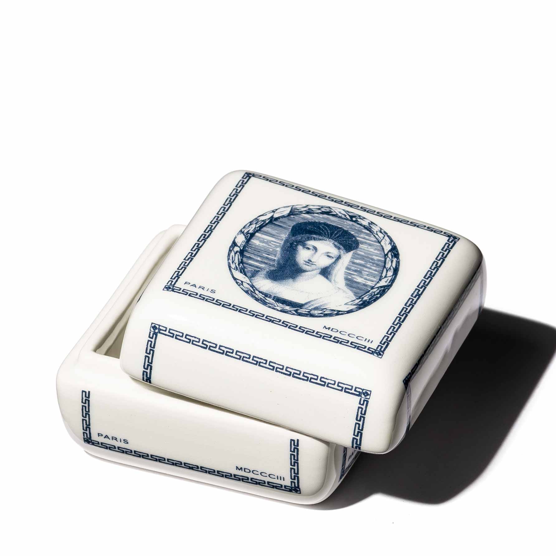 アラバストル サクル