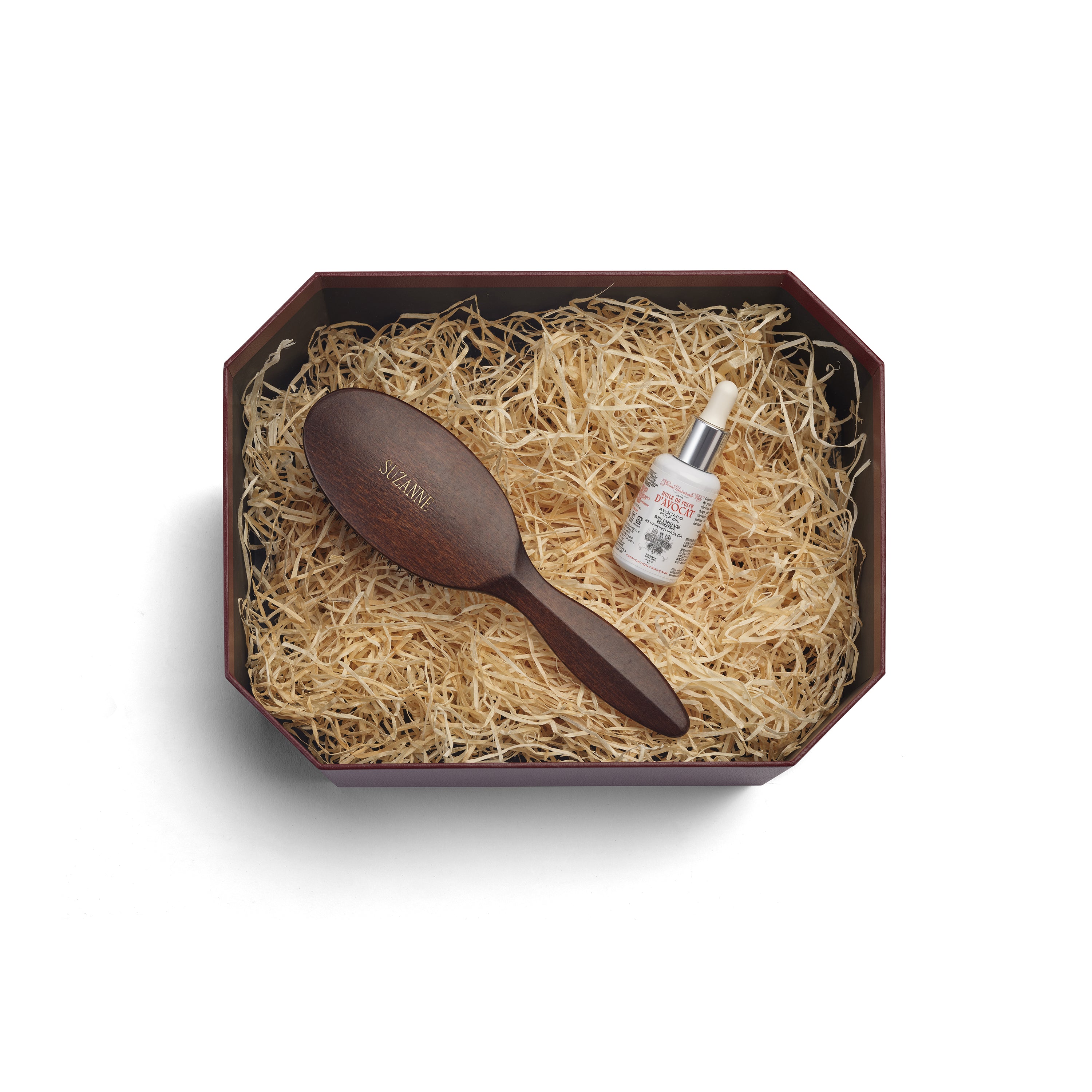 髪をなびかせて