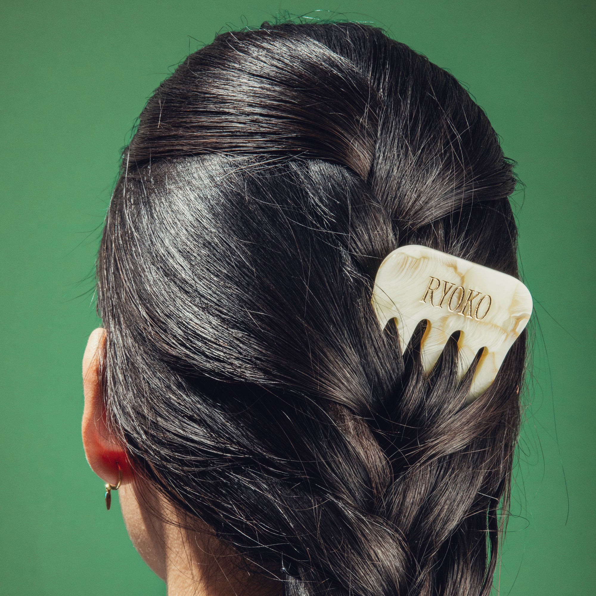 素晴らしきヘアアクセサリーの世界 – Officine Universelle Buly - Japan